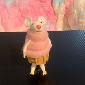 Cupcake Mouse Critter Primitives by Kathy